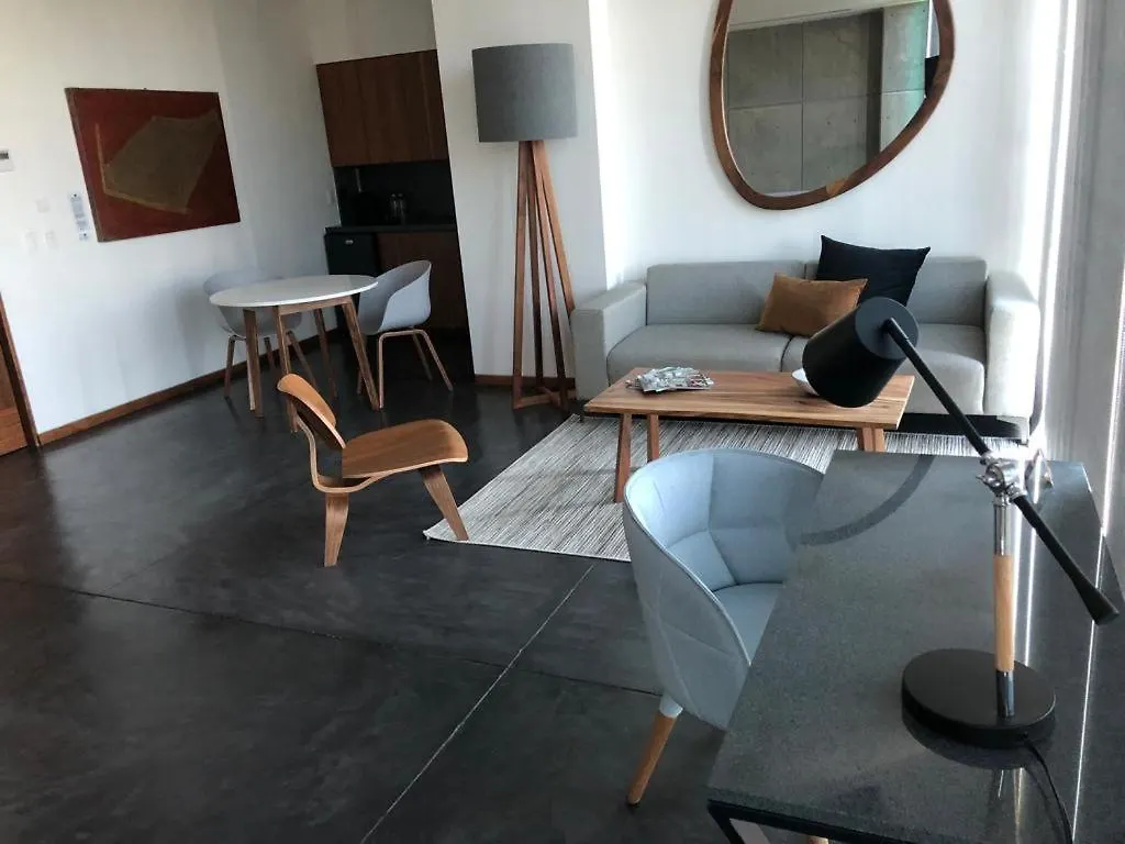 Suites Bq Guadalajara Aparthotel