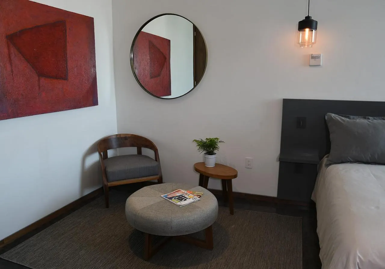 Suites Bq Guadalajara Aparthotel