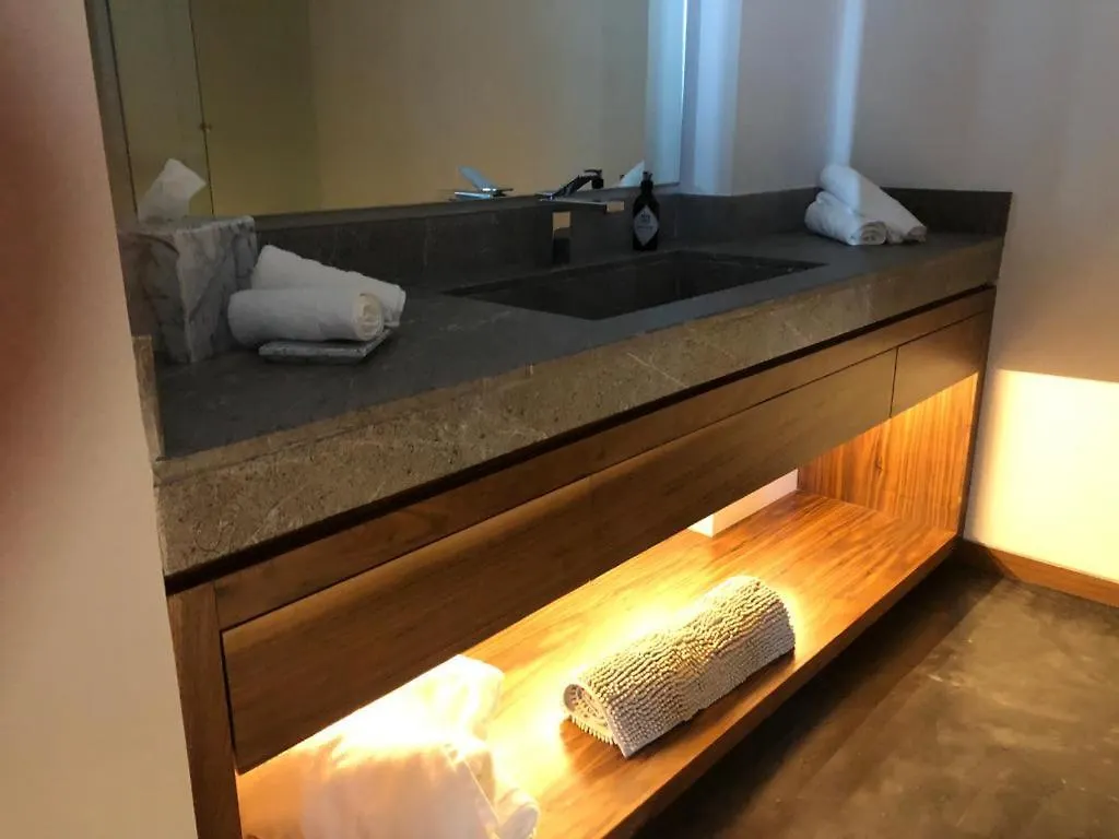 Suites Bq Guadalajara Aparthotel